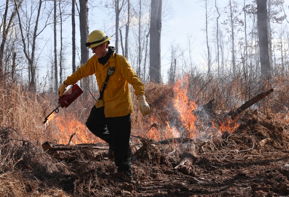 Quantico Firefighters Conduct Controlled Burn