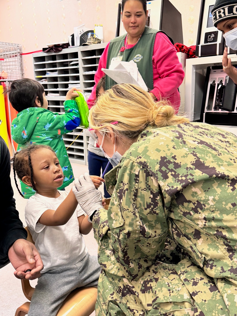 Walter Reed Pediatric Dentistry Team Provides Dental Screenings at Child Development Centers in National Capital Region