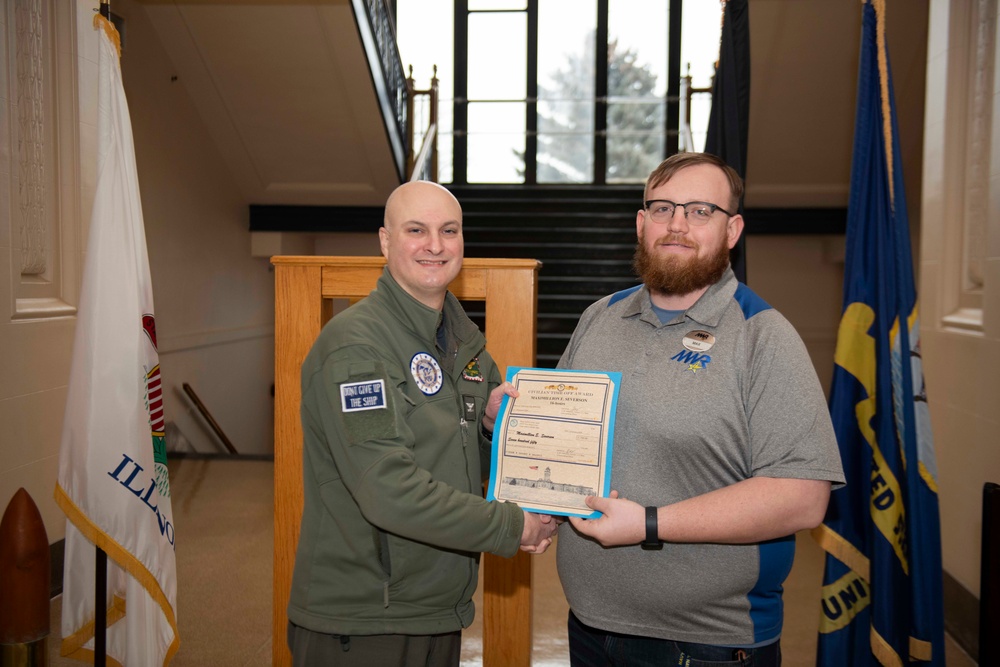 NSGL Civilians, Sailors, Receive Awards