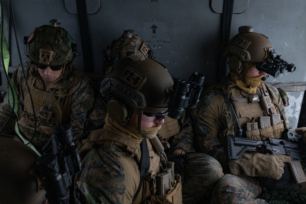 31st MEU conducts VBSS aboard USS Miguel Keith