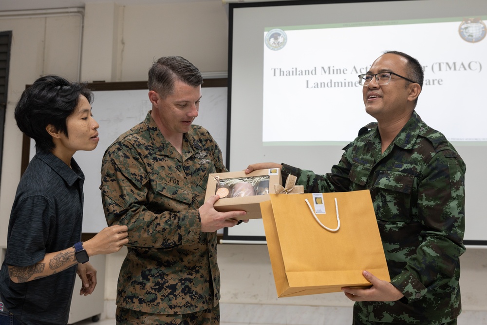 HMA Thailand 24 | Landmine Casualty Care Course Graduation