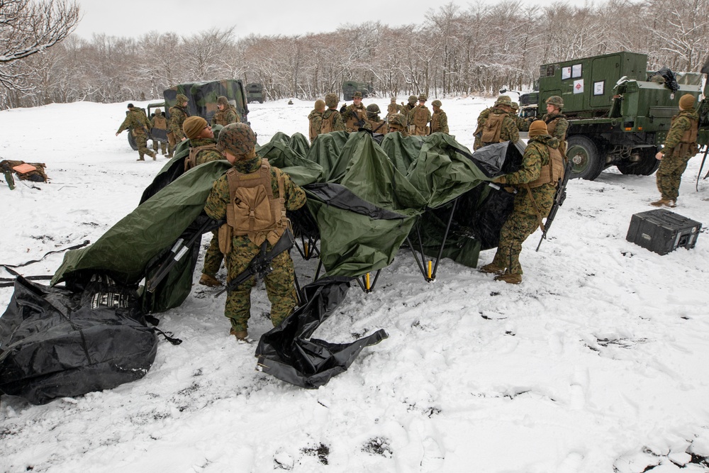 CLR-3 Conducts Battle Hand Off Drills