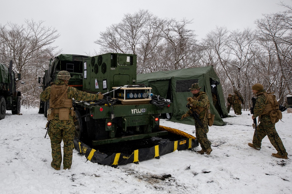 CLR-3 Conducts Battle Hand Off Drills