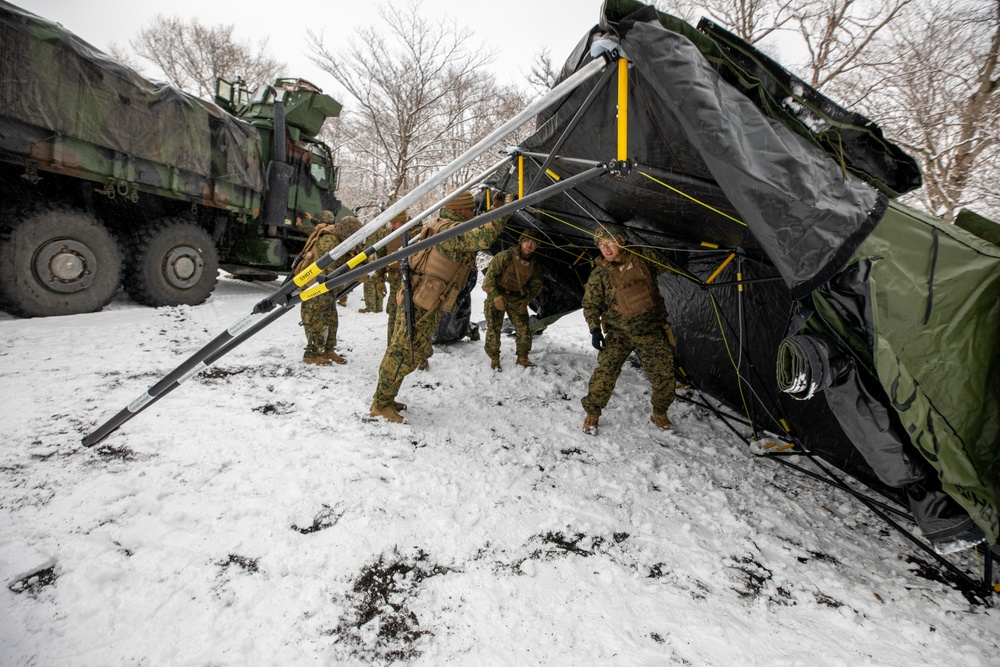 CLR-3 Conducts Battle Hand Off Drills