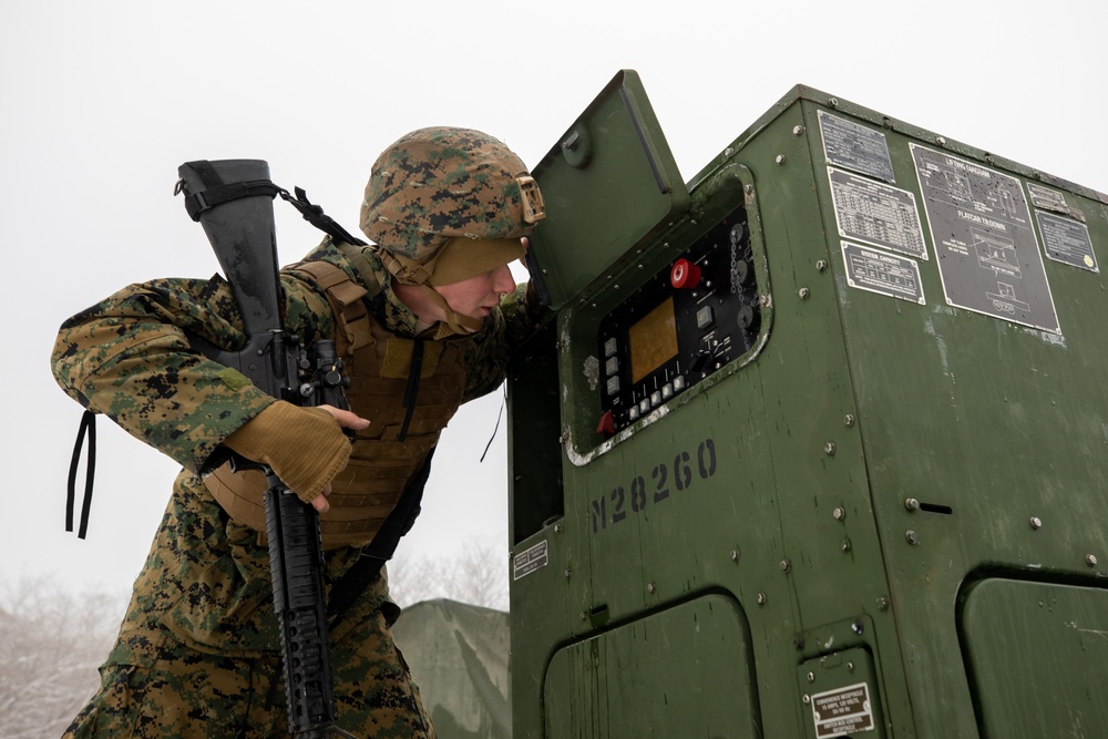 CLR-3 Conducts Battle Hand Off Drills