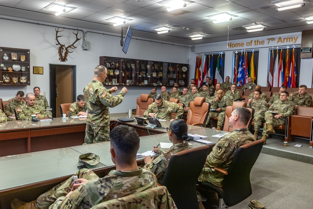 Brig. Gen. Carpenter Hosts BBCT Course