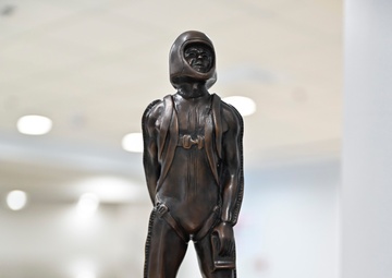 CSAF Allvin presents 2022 Kolligian Trophy