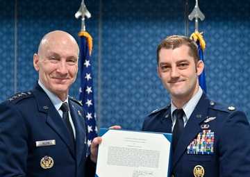 CSAF Allvin presents 2022 Kolligian Trophy