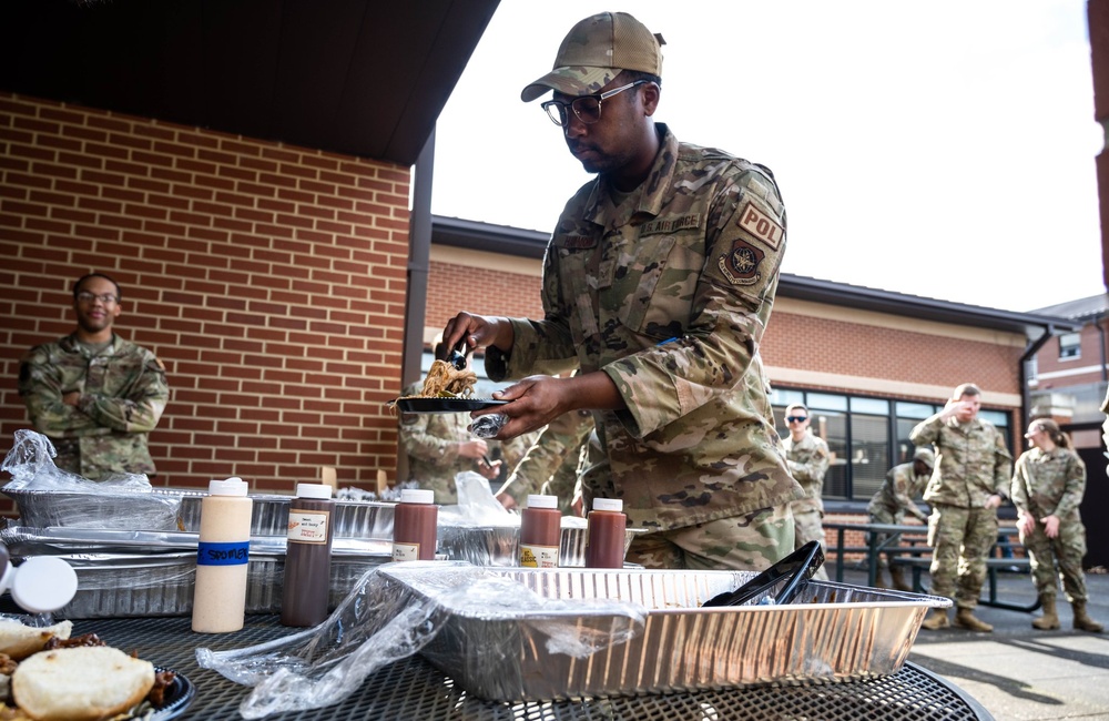 43rd AMOG Chaplain Corps hosts redeployers lunch 43rd AMOG Chaplain Corps hosts redeployers lunch
