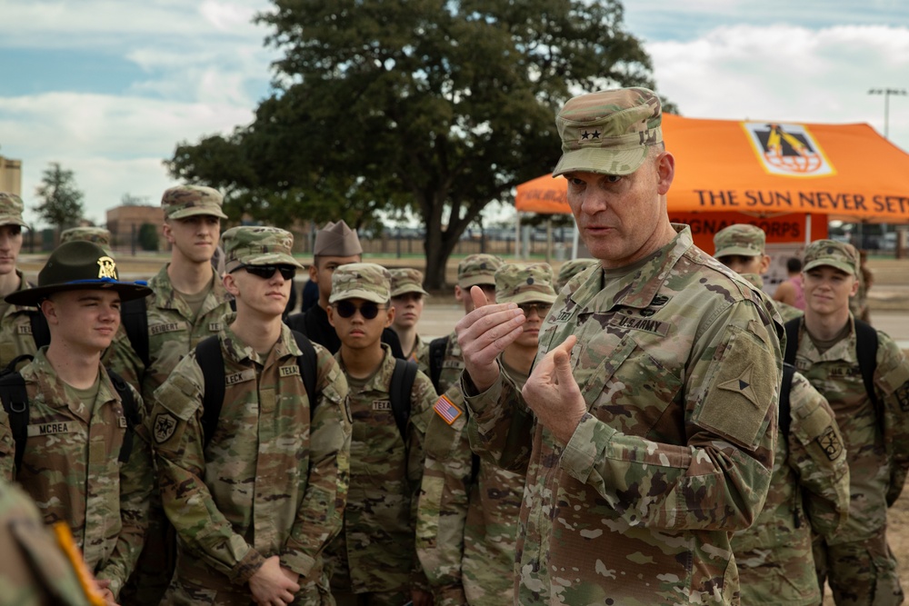 U.S. Army units visit Texas A&amp;M Reserve Officer Training Corps for branch day