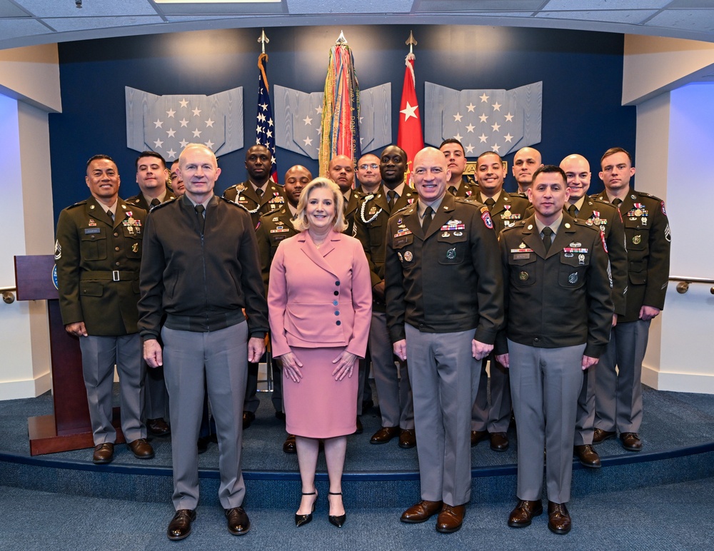 Top 13 Recruiters recognized at Washington ceremony