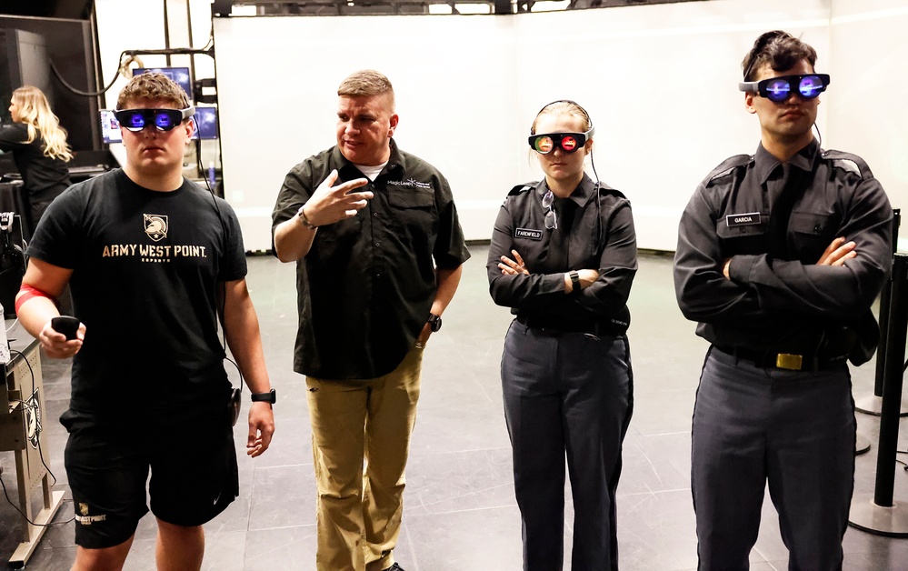 Cadets, staff take part in Augmented Reality demonstration