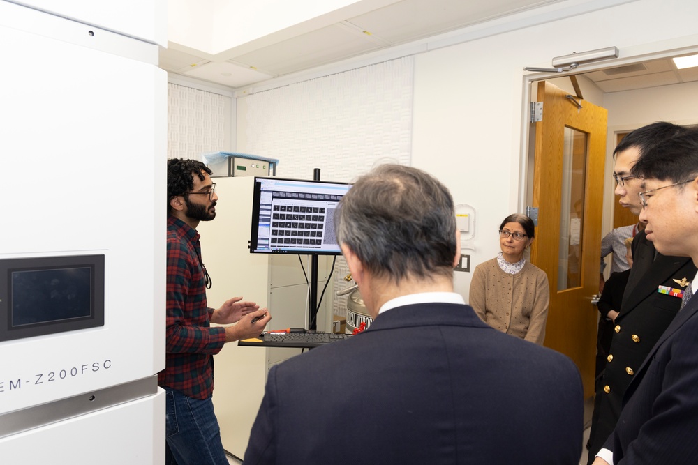 Japanese National Defense Medical College visit the Walter Reed Army Institute of Research