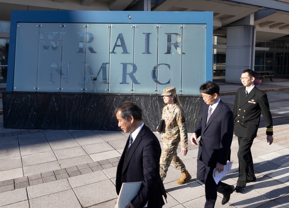 Japanese National Defense Medical College visit the Walter Reed Army Institute of Research