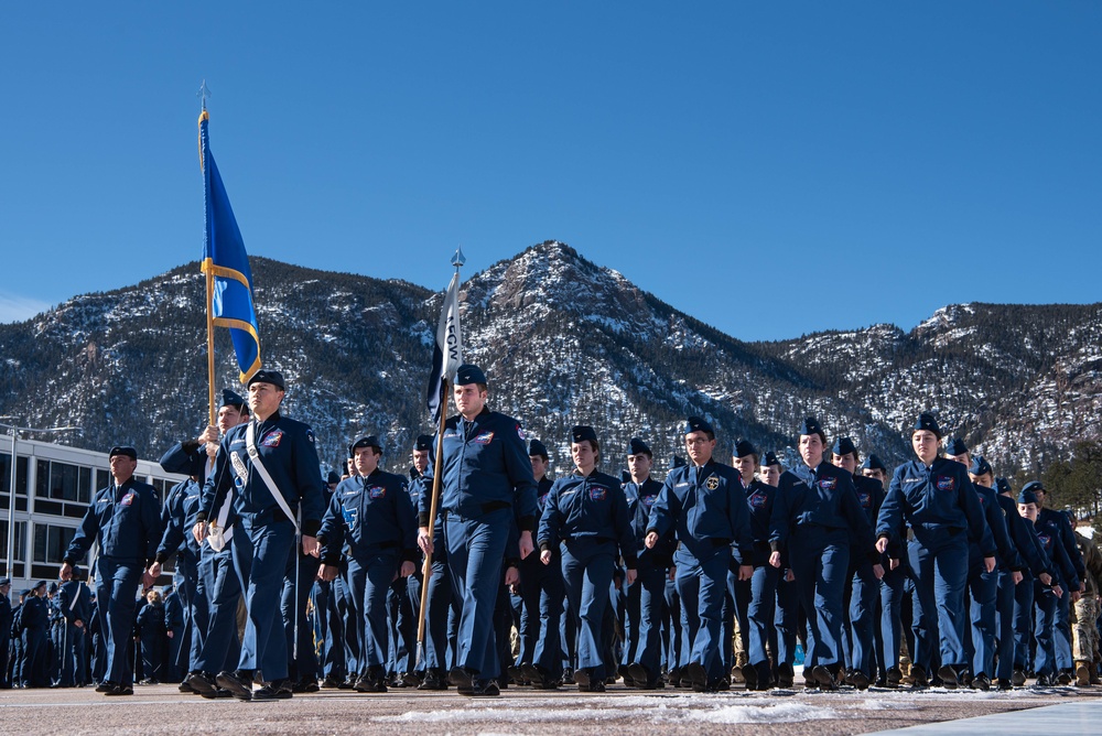 USAFA Noon Meal Formation