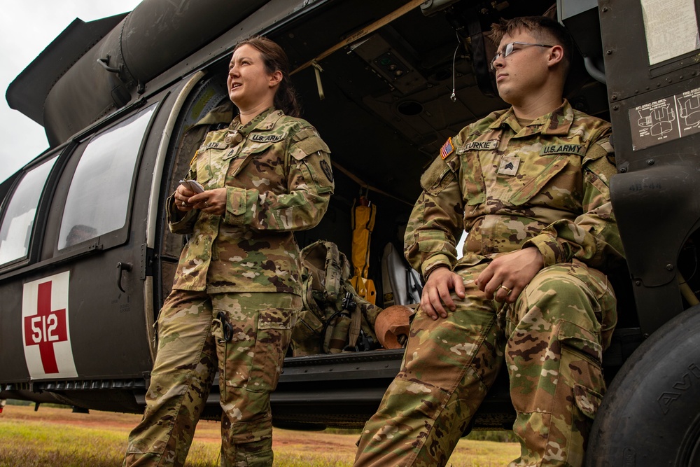 U.S. Soldiers conduct jungle medicine training