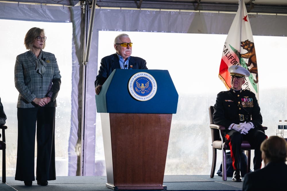 Camp Pendleton Marines participate in annual Reagan wreath-laying ceremony