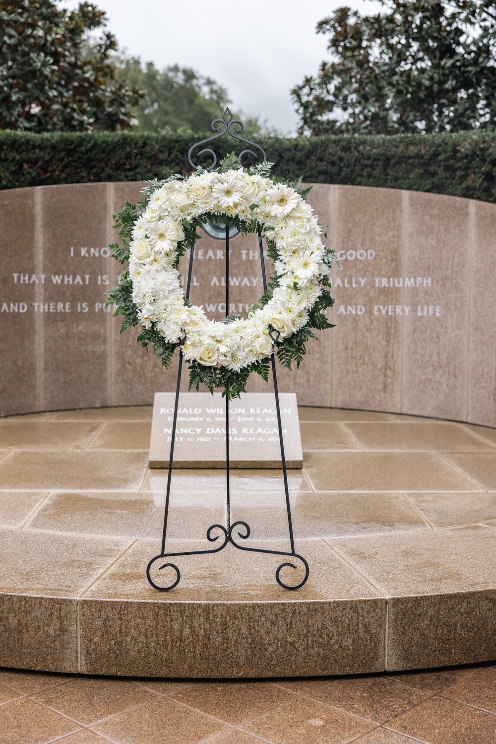 Camp Pendleton Marines participate in annual Reagan wreath-laying ceremony