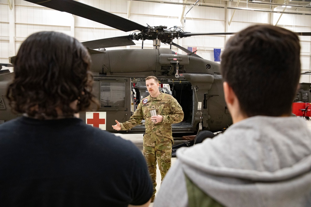 Raven Homeschool Tour: Uh-60M