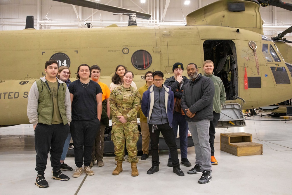 Raven Homeschool Tour: Chinook Group Shot