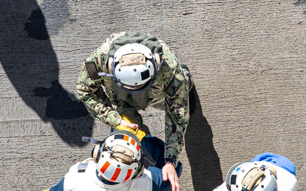 Abraham Lincoln welcomes Carrier Strike Group 15