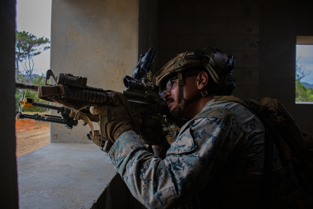 BLT 1/1 conduct Motorized Raid and Reinforcement