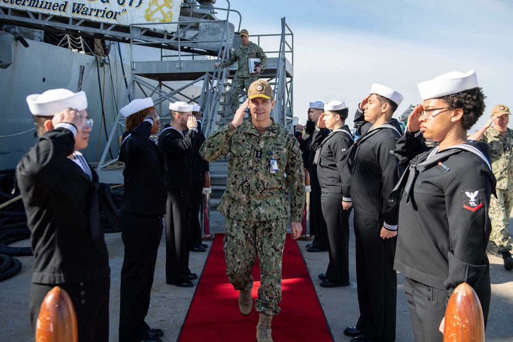 DVIDS - Images - Vice Adm. Gumbleton Visits USS Cole [Image 1 of 5]