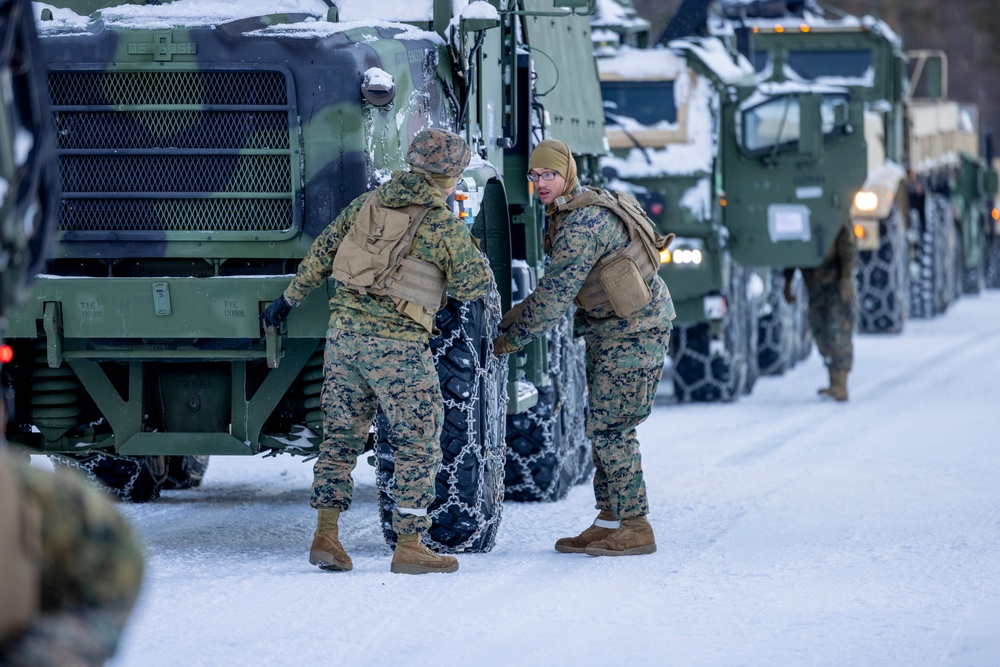 U.S. Marines with 2nd Marine Aircraft Wing complete slippery-road training in Norway