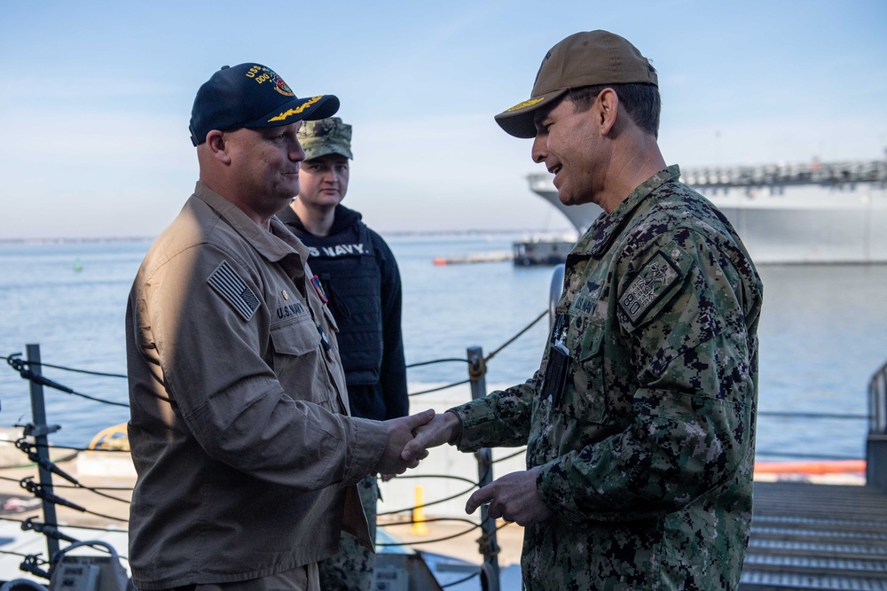 Vice Adm. Gumbleton Visits USS Cole