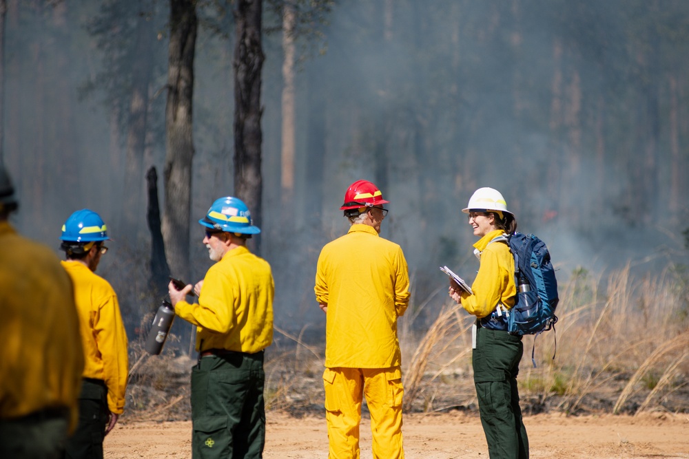 Fort Stewart Hosts Scientists for Prescribed Burns