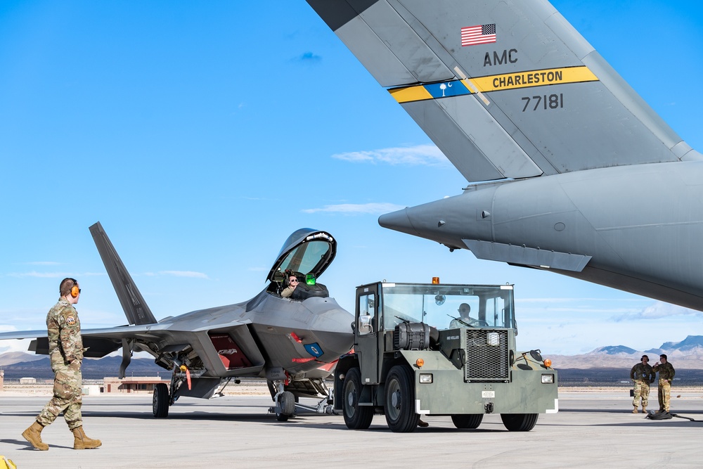 F-22 Refueling