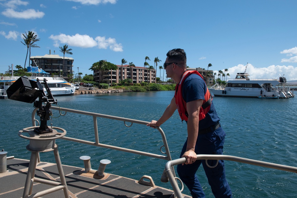 U.S. Coast Guard Station Honolulu reserve boat crew underway off Maui