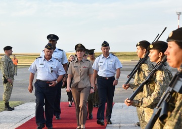Gen. Richardson meets with senior government, defense leaders in Uruguay