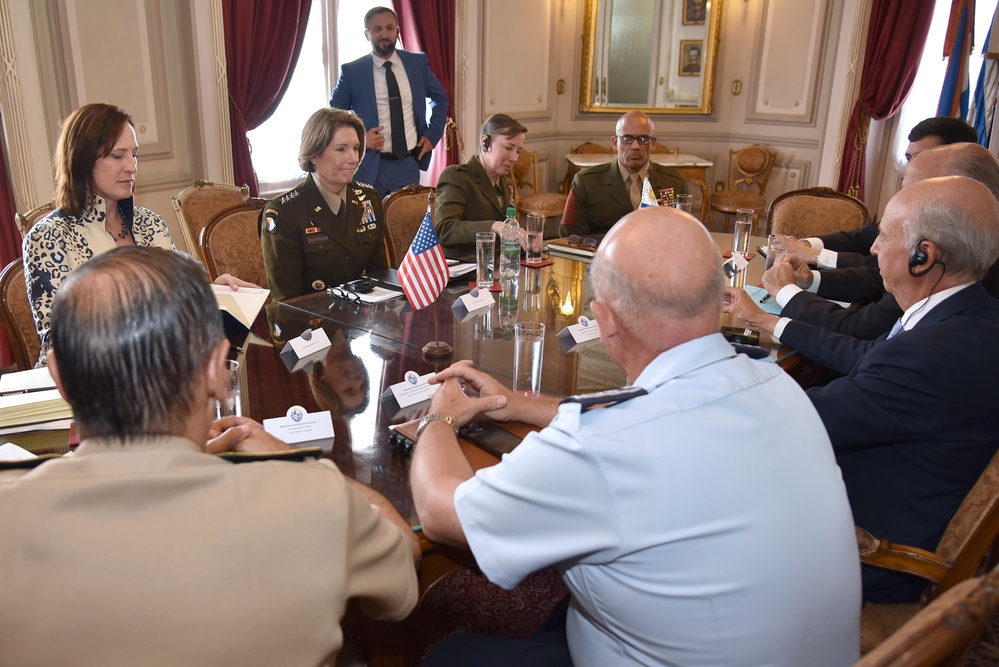 Gen. Richardson meets with senior government, defense leaders in Uruguay