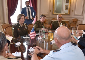 Gen. Richardson meets with senior government, defense leaders in Uruguay