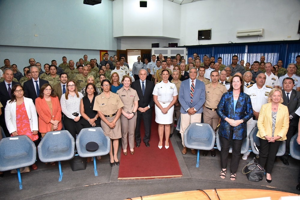 Gen. Richardson meets with senior government, defense leaders in Uruguay