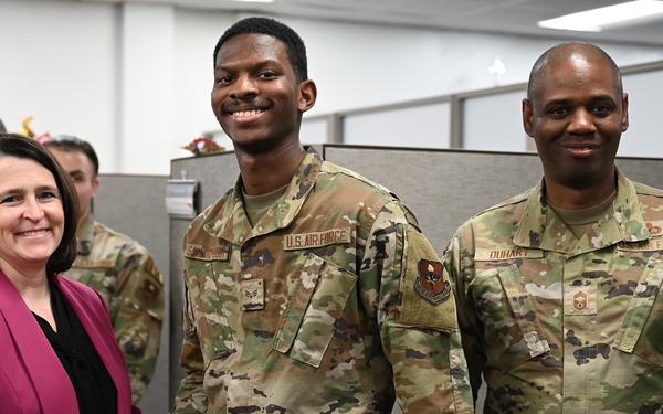 FM senior leaders visit JBSA-Lackland