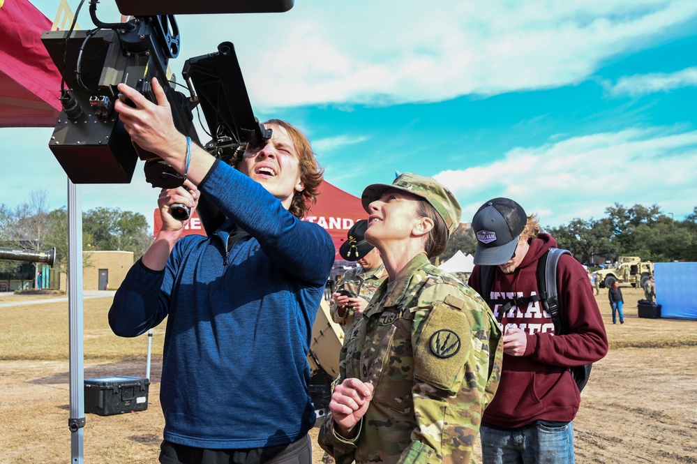 OCADA participates in the Meet Your Army Event hosted by Texas A&amp;M University