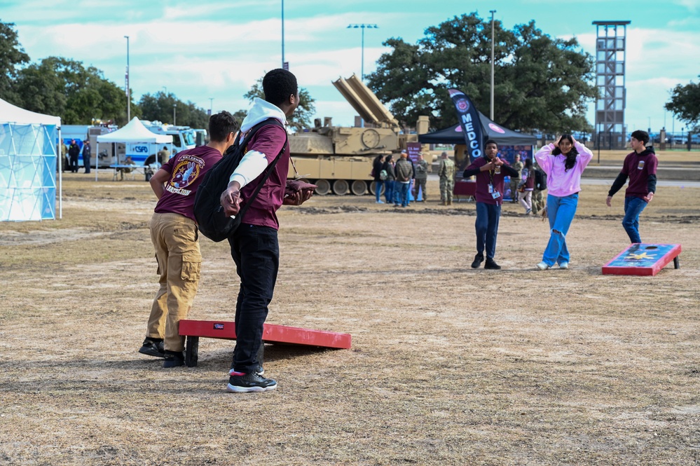 OCADA participates in the Meet Your Army Event hosted by Texas A&amp;M University