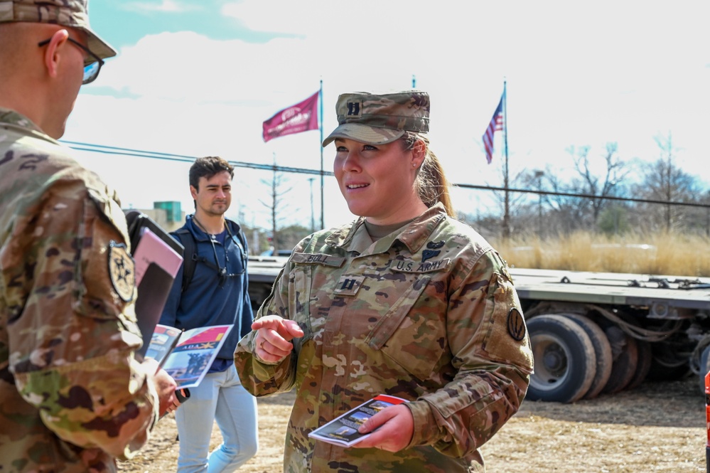 OCADA participates in the Meet Your Army Event hosted by Texas A&amp;M University