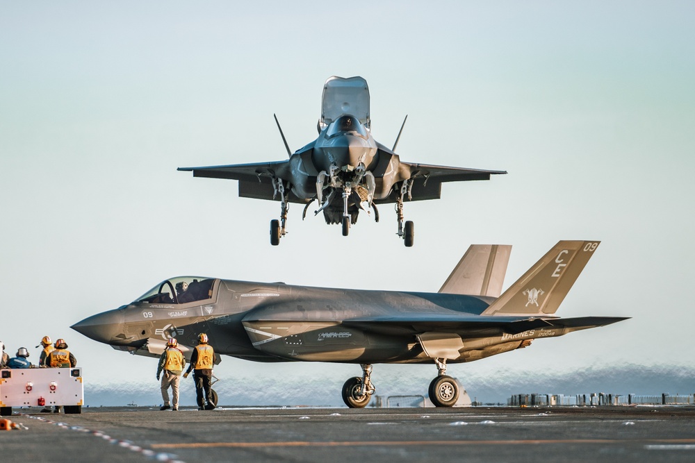 VMFA-225 Conducts Carrier Qualifications Aboard USS Boxer (LHD 4)