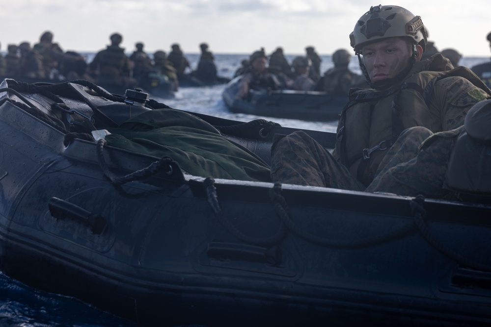 BLT 1/1 conducts Kin Blue boat raid