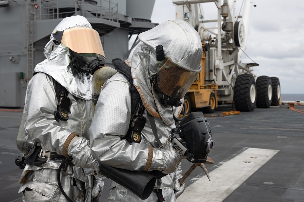 Marines, Sailors conduct flight deck firefighting training aboard USS America