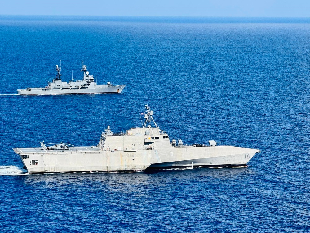 USS Gabrielle Giffords Sails South China Sea with BRP Gregorio del Pilar