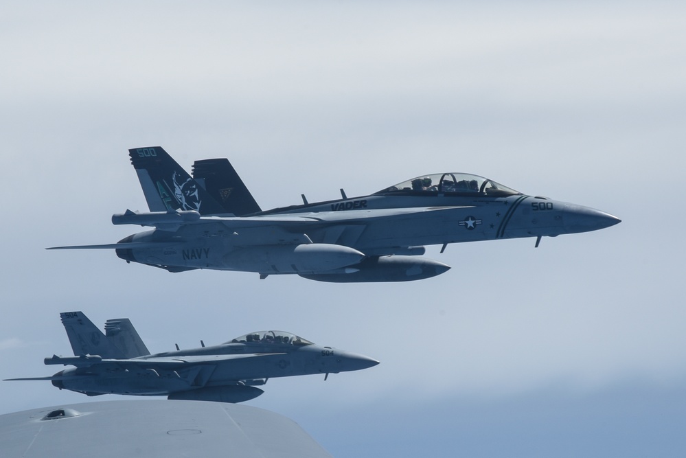 U.S. Navy EA-18g Air Refueling