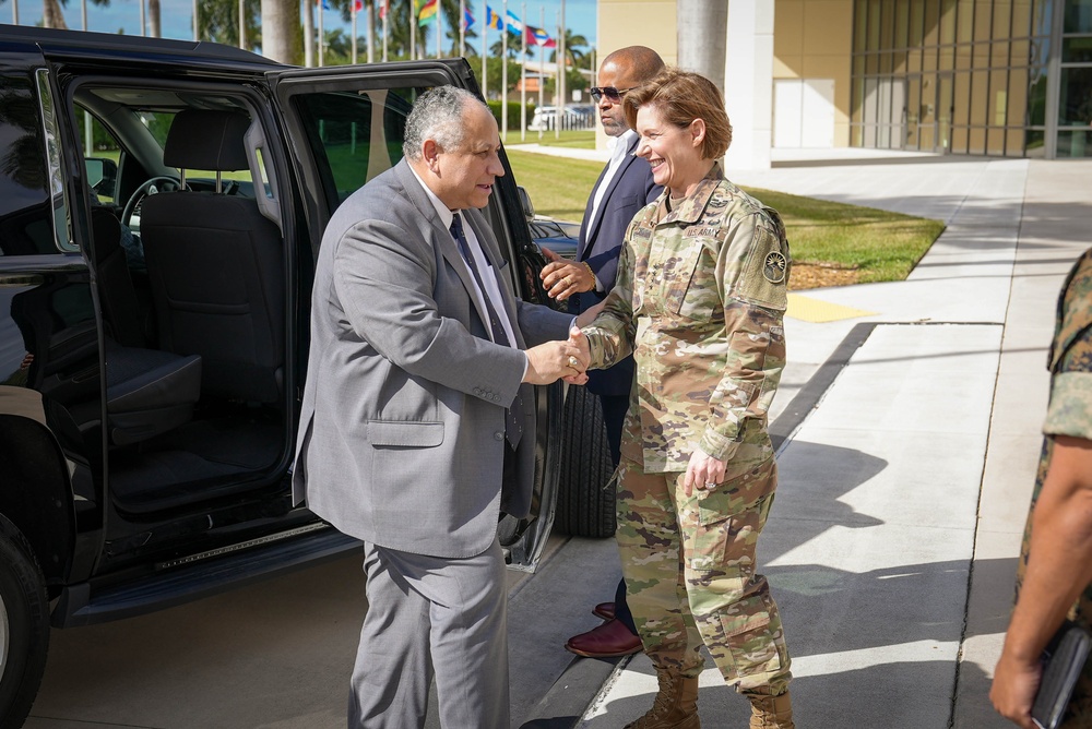 SECNAV Visits SOUTHCOM