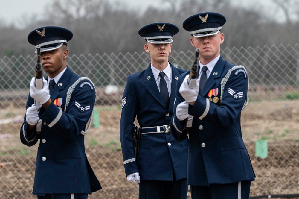 Fifth Chief Master Sgt. of the Air Force Robert D. Gaylor Laid to Rest