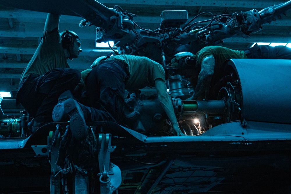 USS America Conducts Routine Maintenance