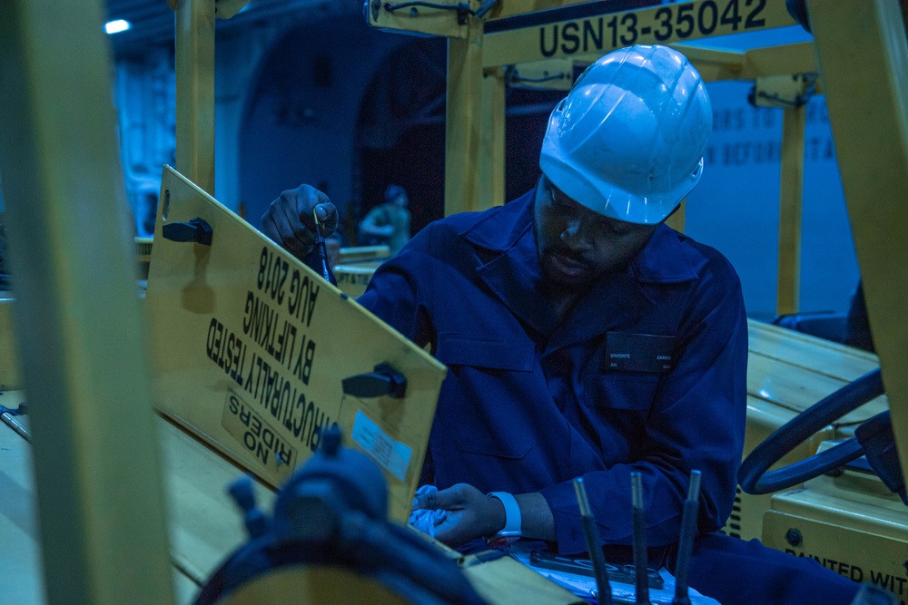 USS America Conducts Routine Maintenance