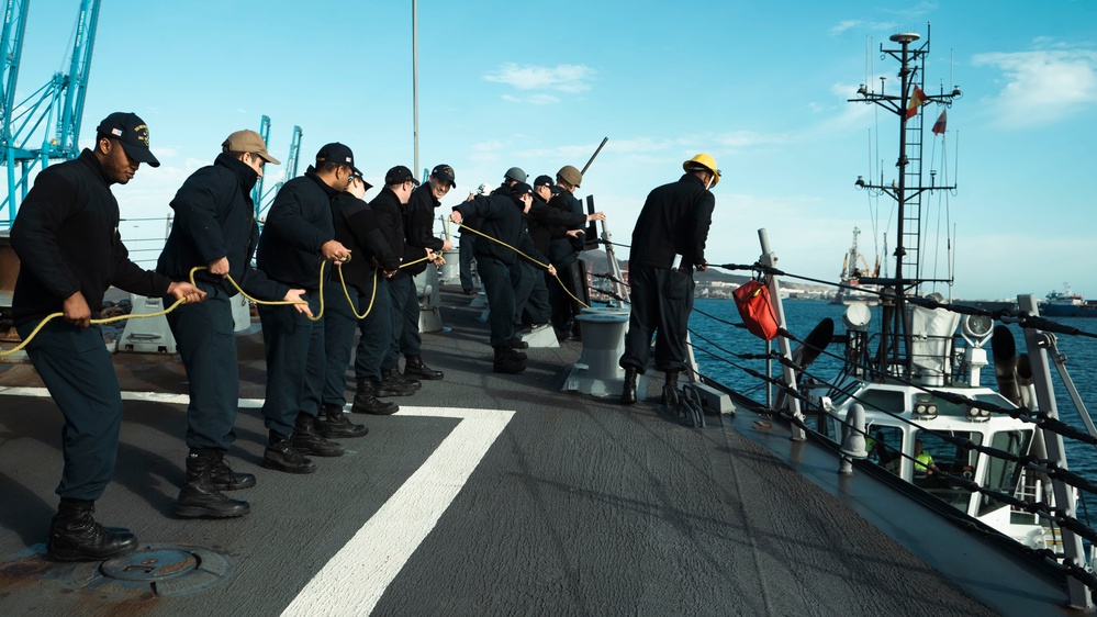 USS Delbert D. Black Pulls into Las Palmas, Spain.